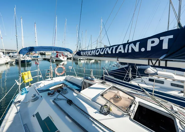 Båthotell Sleep Aboard A Beautiful Sailboat In - Marina Parque Nacoes
